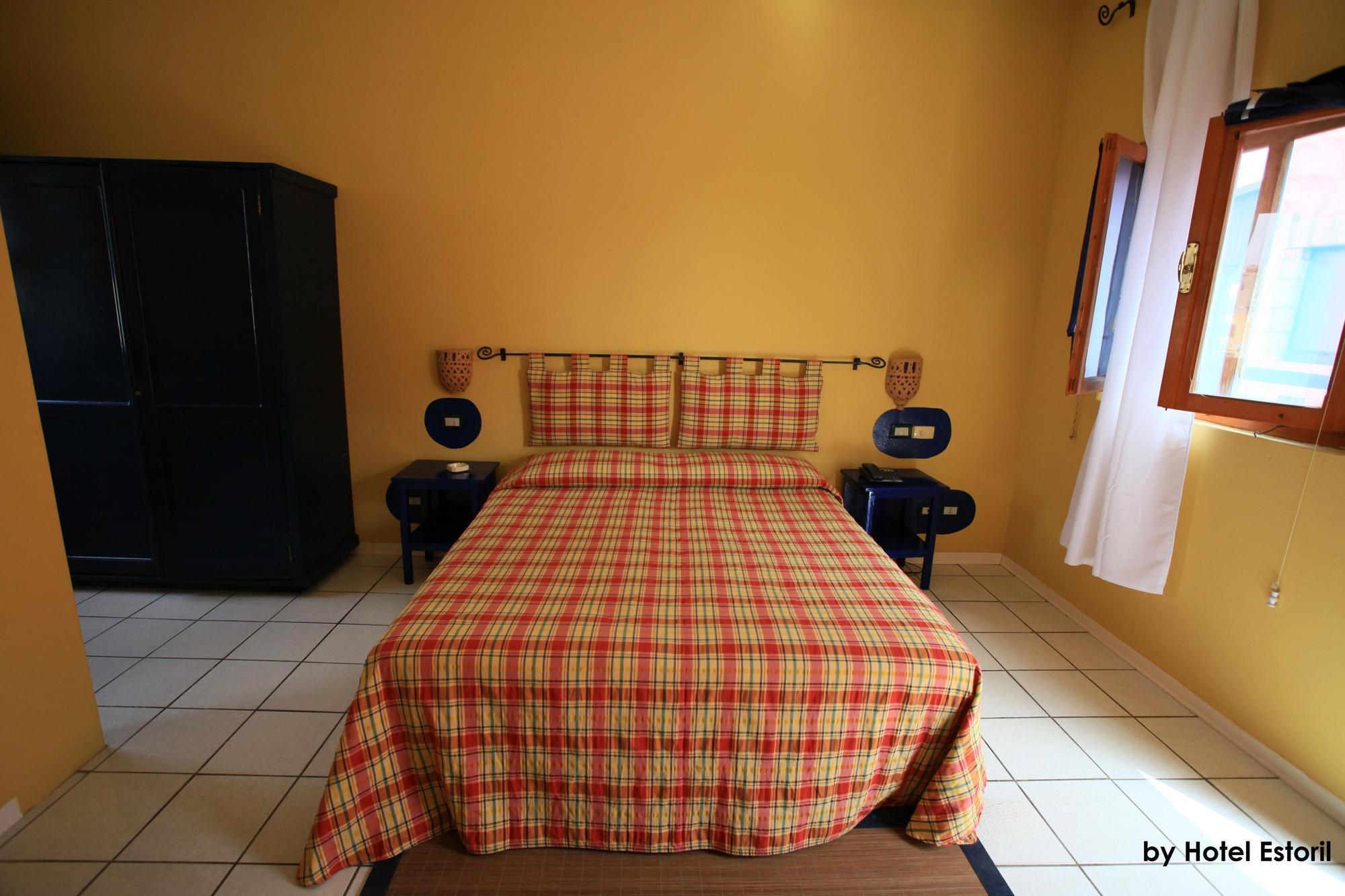 Estoril Hotel - Apartments Сал Рей Екстериор снимка